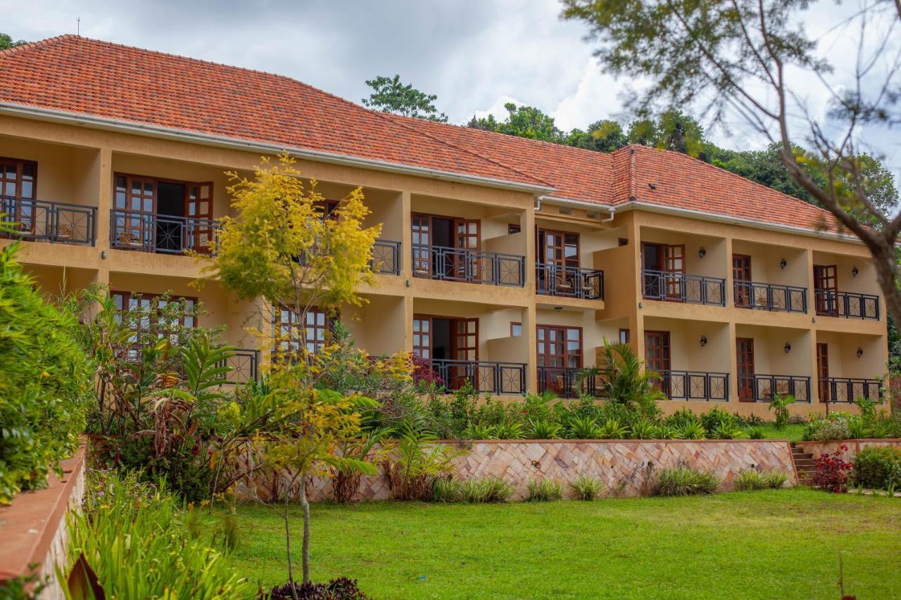 Brovad Sands Lodge Kalangala Exteriör bild