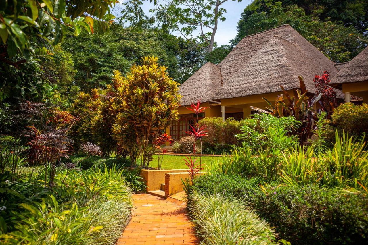 Brovad Sands Lodge Kalangala Exteriör bild